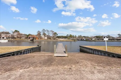 18511 Egret Bay Boulevard 205 Webster TX 77058