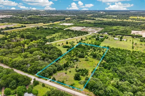 5955 Lynette Circle Bryan TX 77807