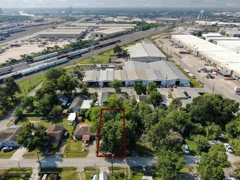 7216 Tilgham Street Houston TX 77020