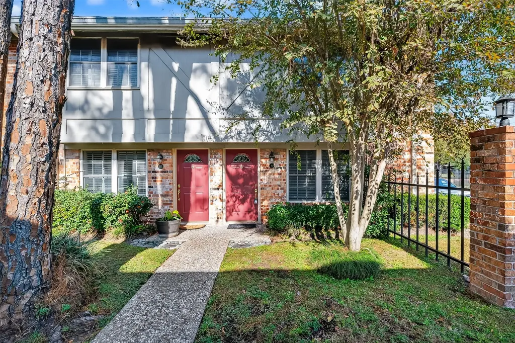 515 Tallowood Road Road 9 Houston TX 77024
