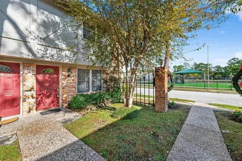515 Tallowood Road Road 9 Houston TX 77024