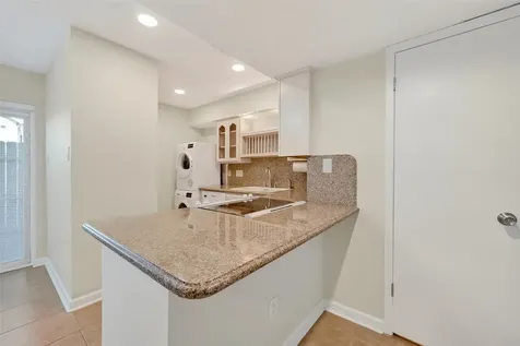 515 Tallowood Road Road 9 Houston TX 77024