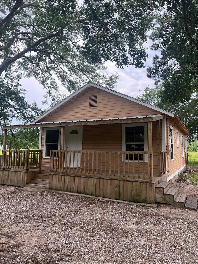 21353 Highway 321 Cleveland TX 77327
