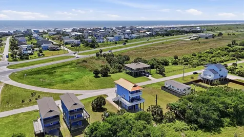 14204 Miramar Drive Galveston TX 77554