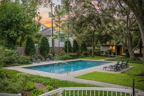 3711 San Felipe Street 6c Houston TX 77027