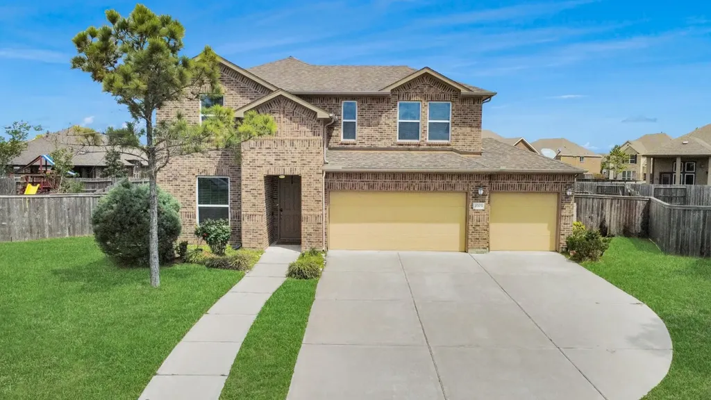 2203 Laurel Pass Court Pearland TX 77089