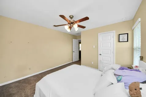 2203 Laurel Pass Court Pearland TX 77089