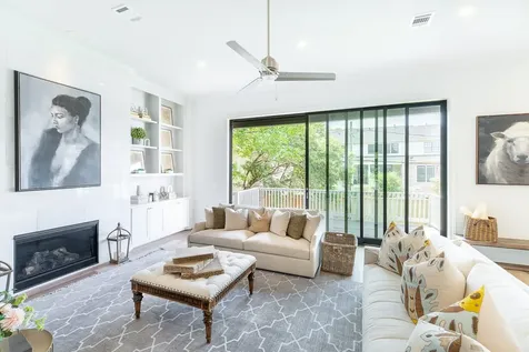 6903 Avenue B Bellaire TX 77401