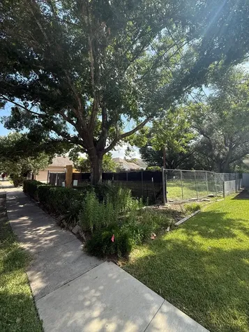 6903 Avenue B Bellaire TX 77401