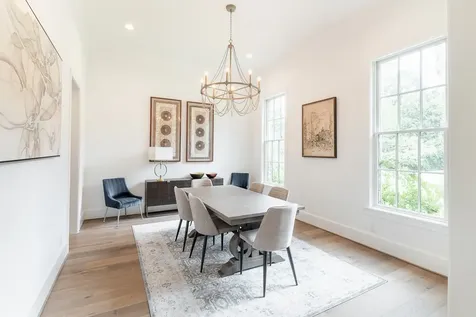 6903 Avenue B Bellaire TX 77401
