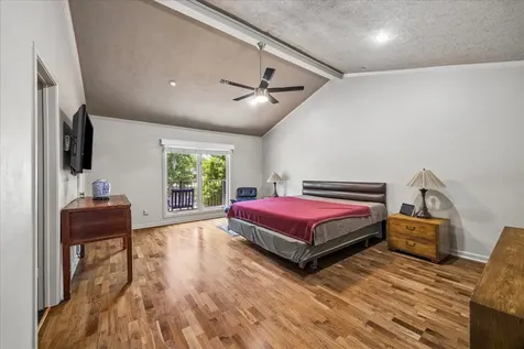 1846 Hollister Street 12 Houston TX 77080