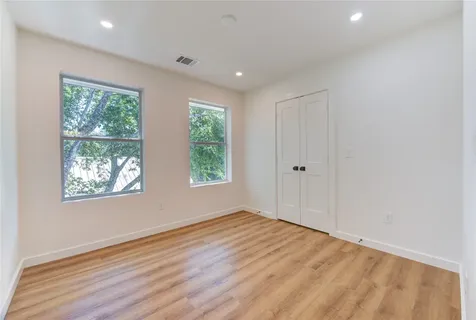 11 E O'bryant Bellville TX 77418