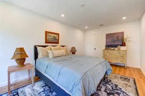 11 E O'bryant Bellville TX 77418