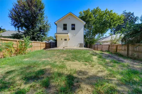 11 E O'bryant Bellville TX 77418