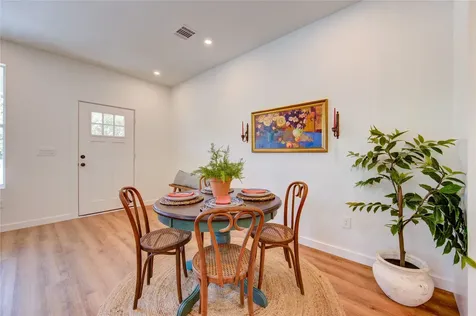 11 E O'bryant Bellville TX 77418