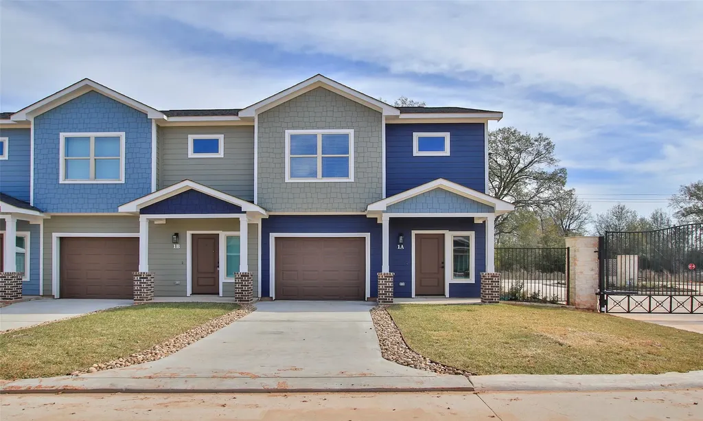 14010 Longstreet Road Road 1b Willis TX 77318