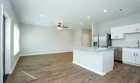 14010 Longstreet Road Road 1b Willis TX 77318