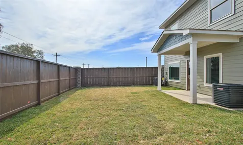 14010 Longstreet Road Road 1b Willis TX 77318