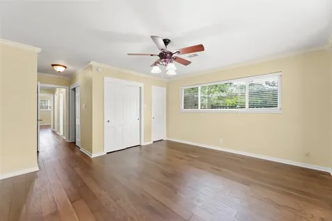 7722 Richmond Avenue Houston TX 77063