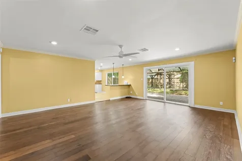 7722 Richmond Avenue Houston TX 77063