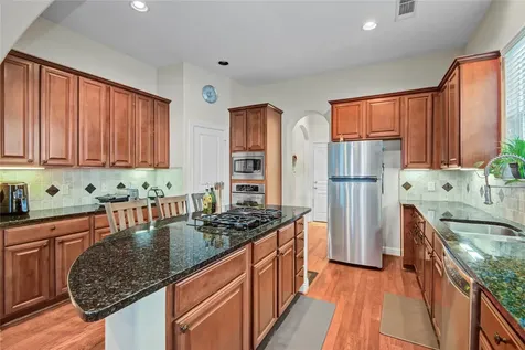 44 Versante Court Houston TX 77070