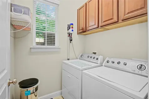 44 Versante Court Houston TX 77070