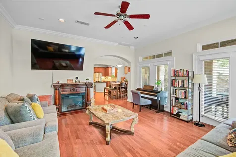 44 Versante Court Houston TX 77070