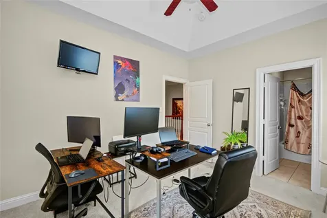 44 Versante Court Houston TX 77070