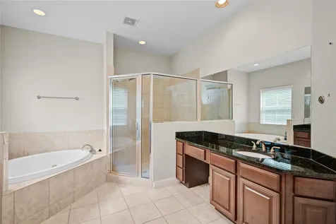 44 Versante Court Houston TX 77070
