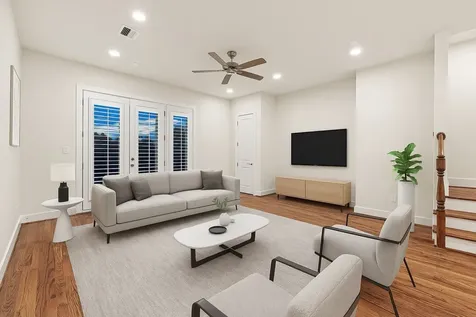 2513 B Garrow Street Houston TX 77003
