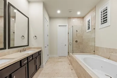 2513 B Garrow Street Houston TX 77003
