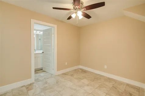 2306 19th Avenue N Texas City TX 77590