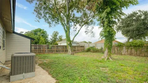 2306 19th Avenue N Texas City TX 77590