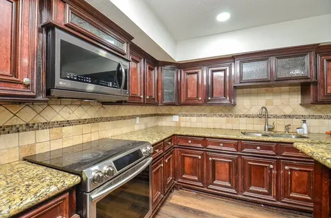 5519 Irish Hill Drive Houston TX 77053