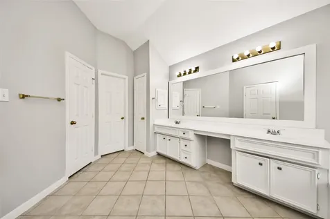 2622 Stonebury Lane Sugar Land TX 77479