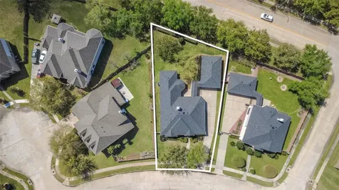 2622 Stonebury Lane Sugar Land TX 77479