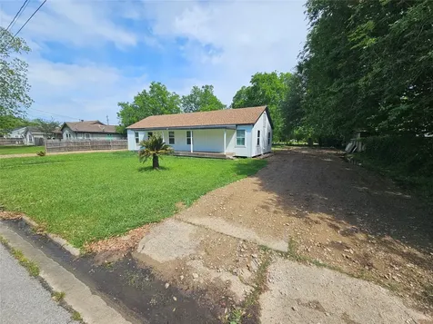 3009 Lincoln Street Liberty TX 77575