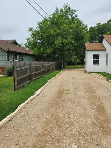 3009 Lincoln Street Liberty TX 77575