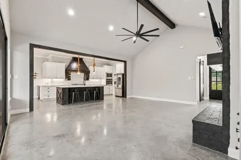 19178 Grandview Point Montgomery TX 77356