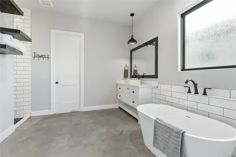 19178 Grandview Point Montgomery TX 77356