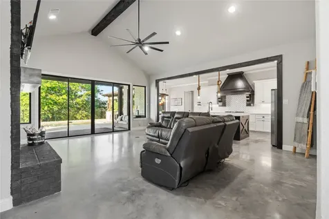 19178 Grandview Point Montgomery TX 77356