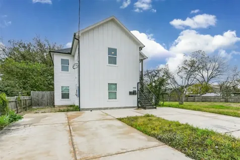 4405 Mallow Street Houston TX 77051