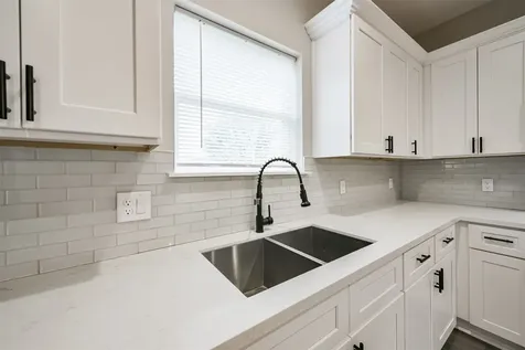 4405 Mallow Street Houston TX 77051