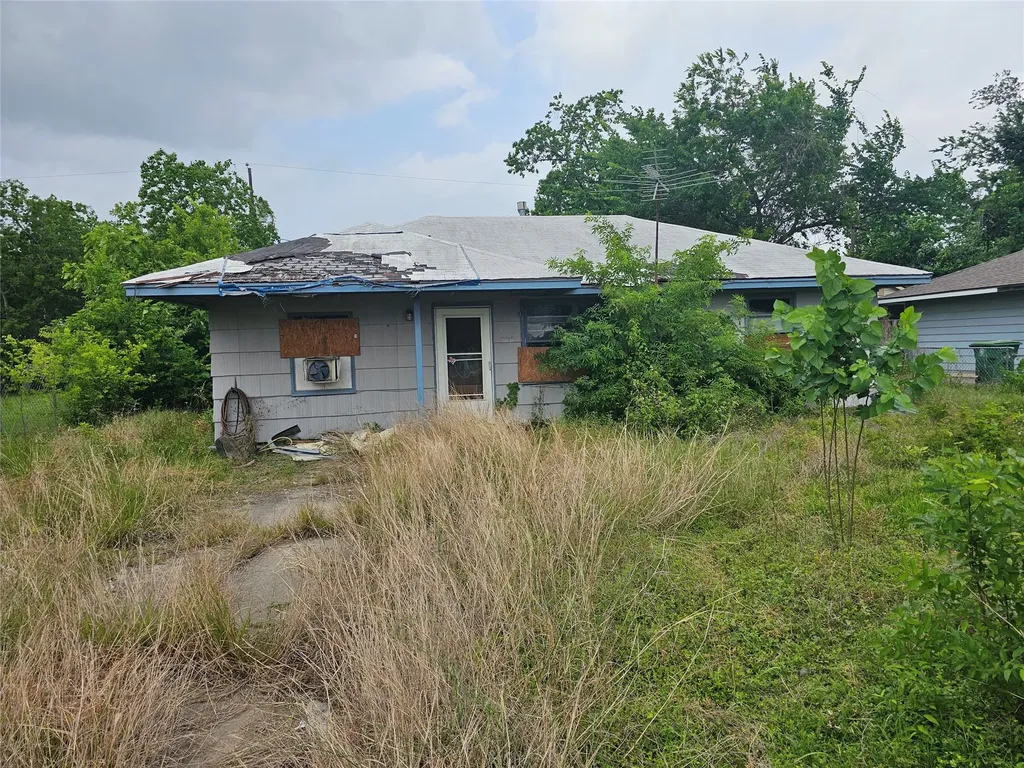 13429 Louisville Street Houston TX 77015
