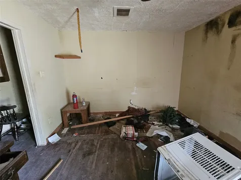 13429 Louisville Street Houston TX 77015