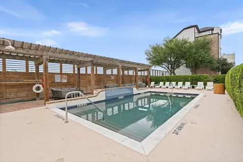 5621 Cohn Meadows Lane Houston TX 77007