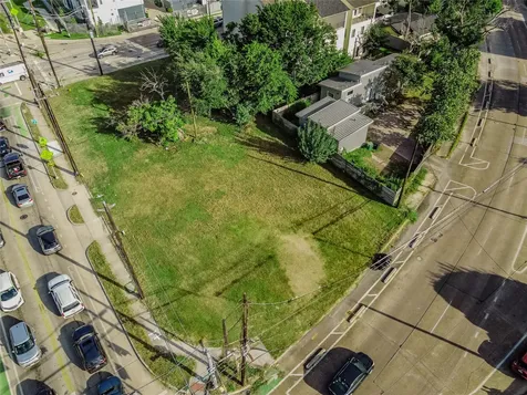 1812/1818 Hardy Street Houston TX 77026