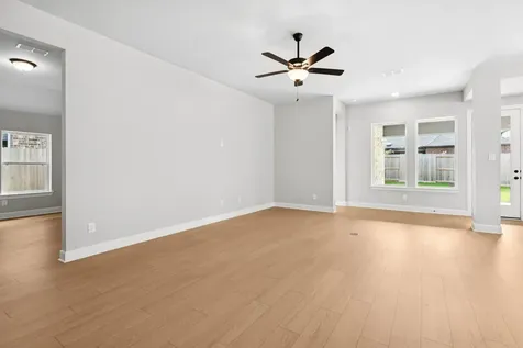 12323 Palmetto Drive Mont Belvieu TX 77523