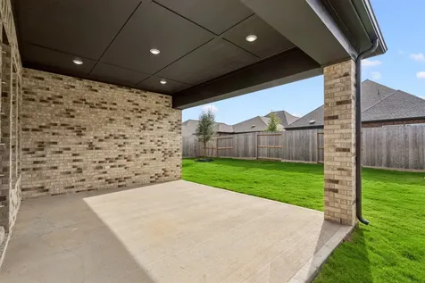 12323 Palmetto Drive Mont Belvieu TX 77523
