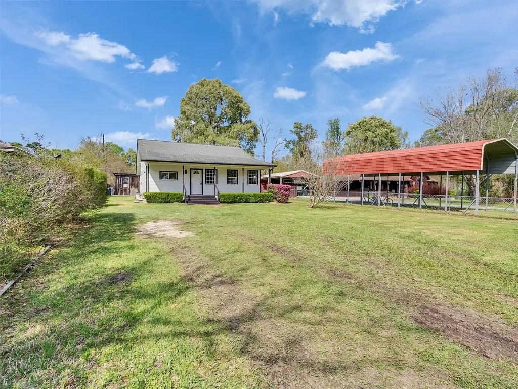 215 Sparkling Water Drive Huffman TX 77336